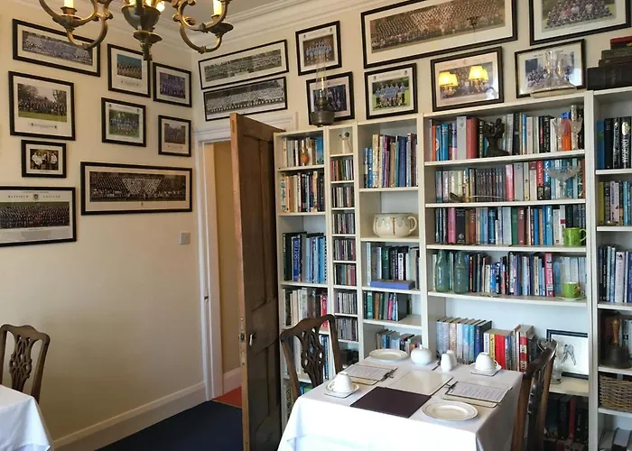 Ashbury Bed & Breakfast