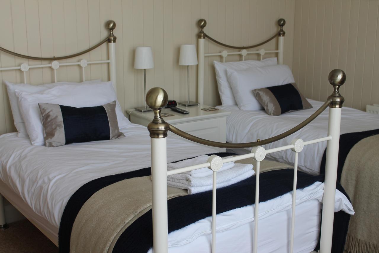Ashbury Bed & Breakfast