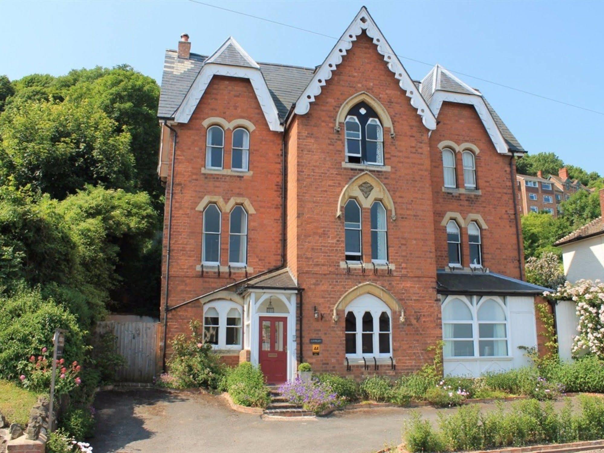 Ashbury 4* Great Malvern