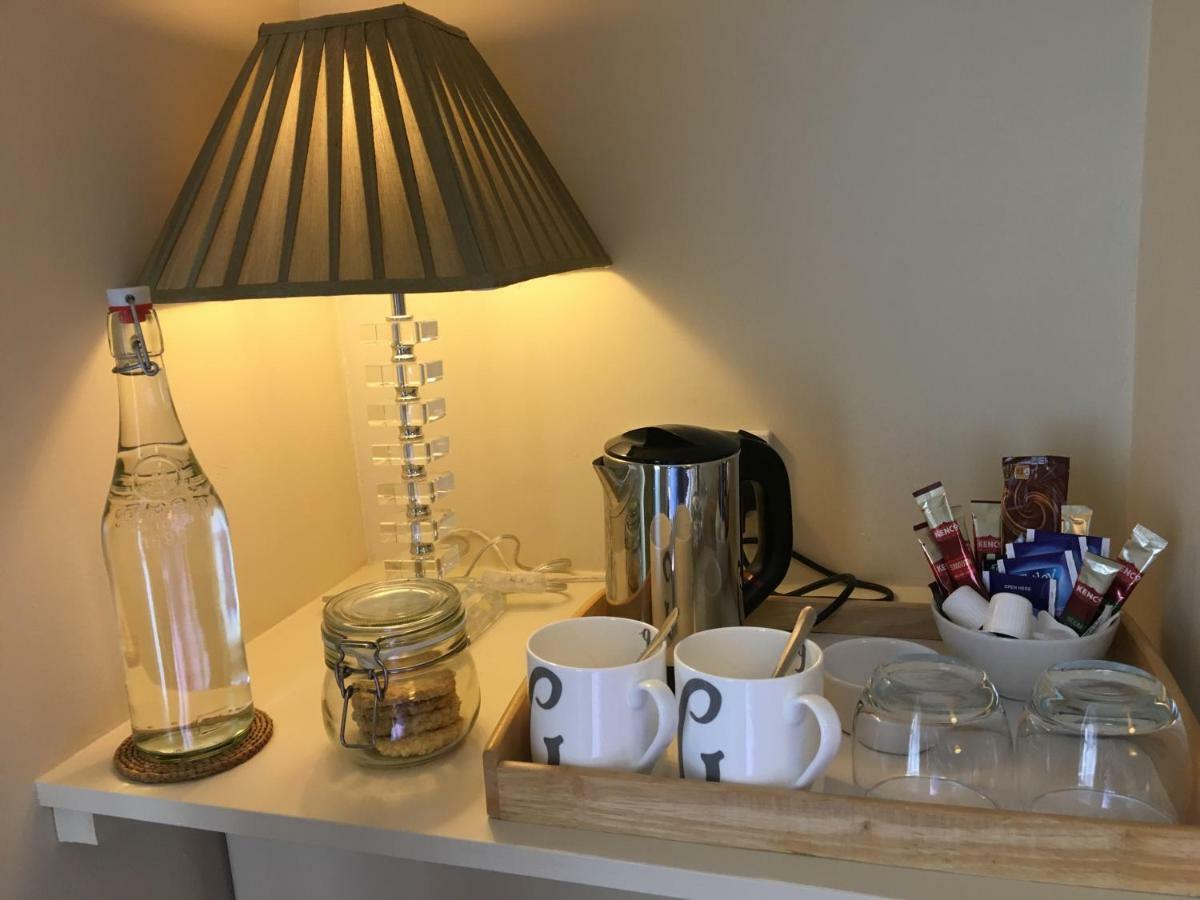 Ashbury Bed & Breakfast 4*